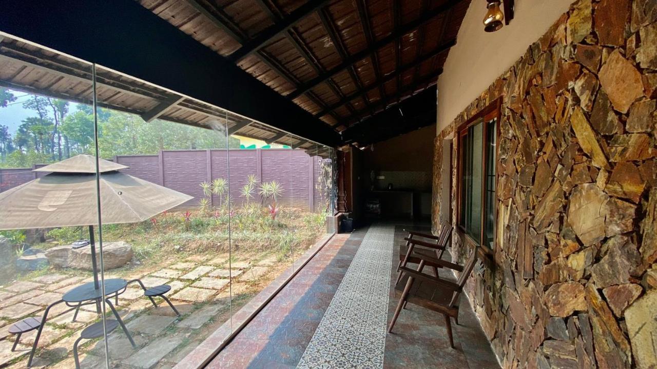 Willostays Villa Tranquil De Susanj Sakleshpur Exteriör bild